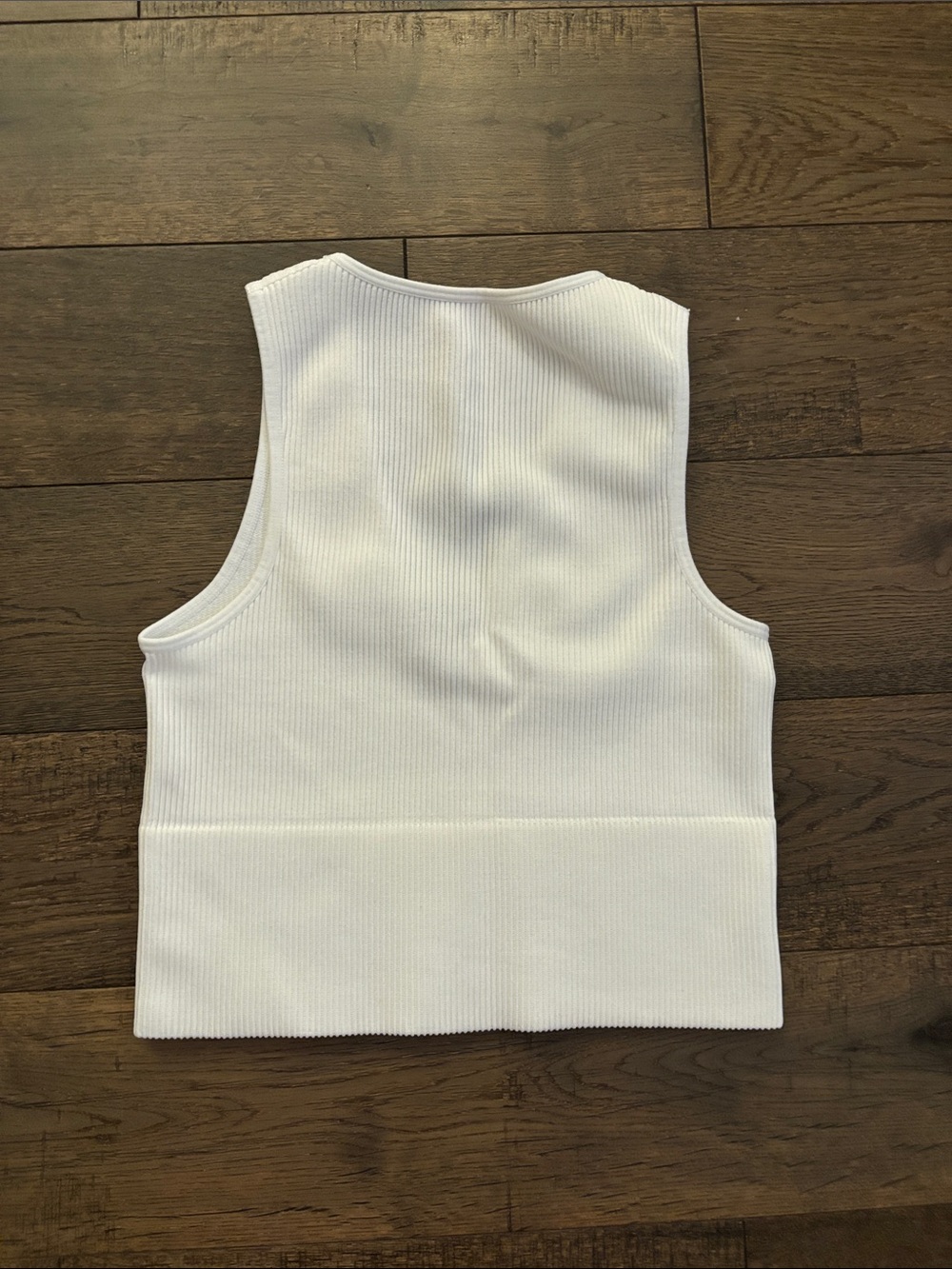 Dynamite Cream Ribbed V-Neck Crop Tank - Picture 3 of 3